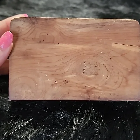 Vintage Wooden Trinket Box with Cameo.  Mount Vernon, Va. - Picture 9 of 9